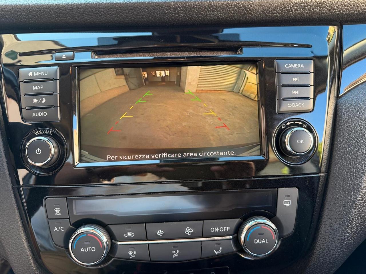 Nissan Qashqai 1.5 dCi 115 CV Business Black Friday