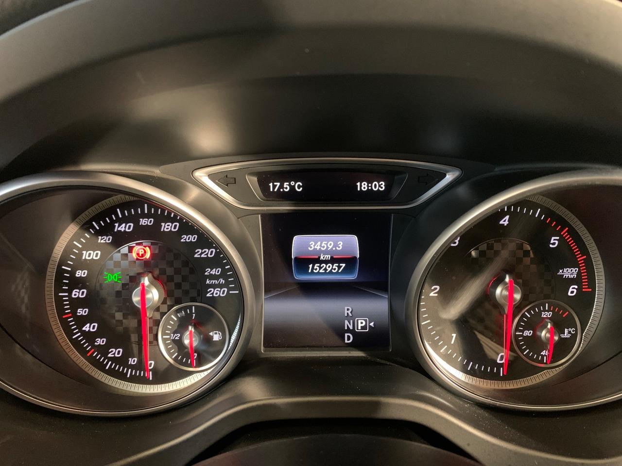 Mercedes-benz A 200 d Automatic 4Matic Sport AMG Line