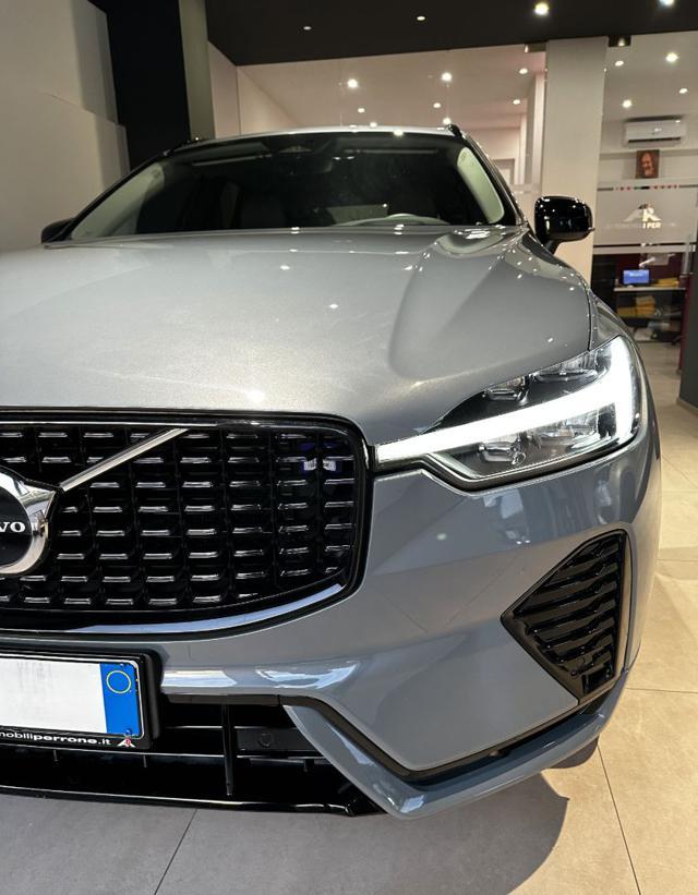 VOLVO XC60 B4 (d) 197cv Plus Dark Geartronic N1 Autocarro