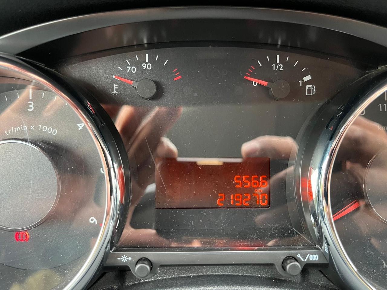 Peugeot 5008 1.6 HDi 112CV Active