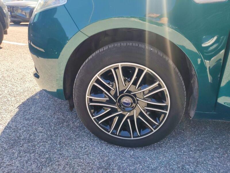 Lancia Ypsilon III 2015 1.0 firefly hybrid Maryne s&s 70cv