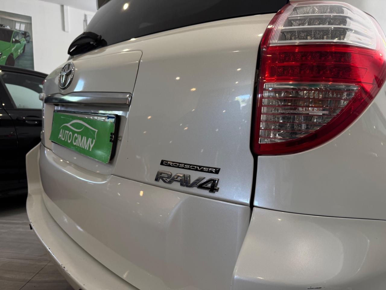 Toyota RAV 4 AUTOMATICO 2011