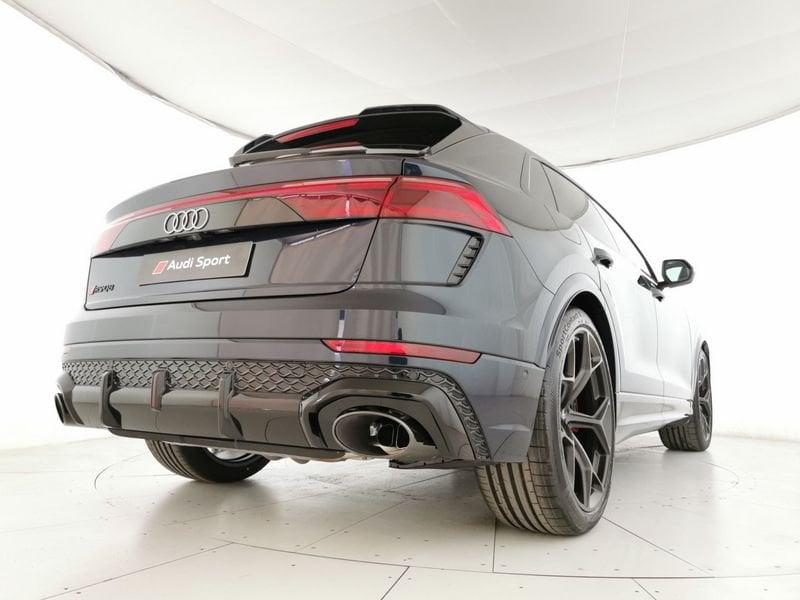 Audi Q8 RS 4.0 mhev 48V performance 640cv tiptronic