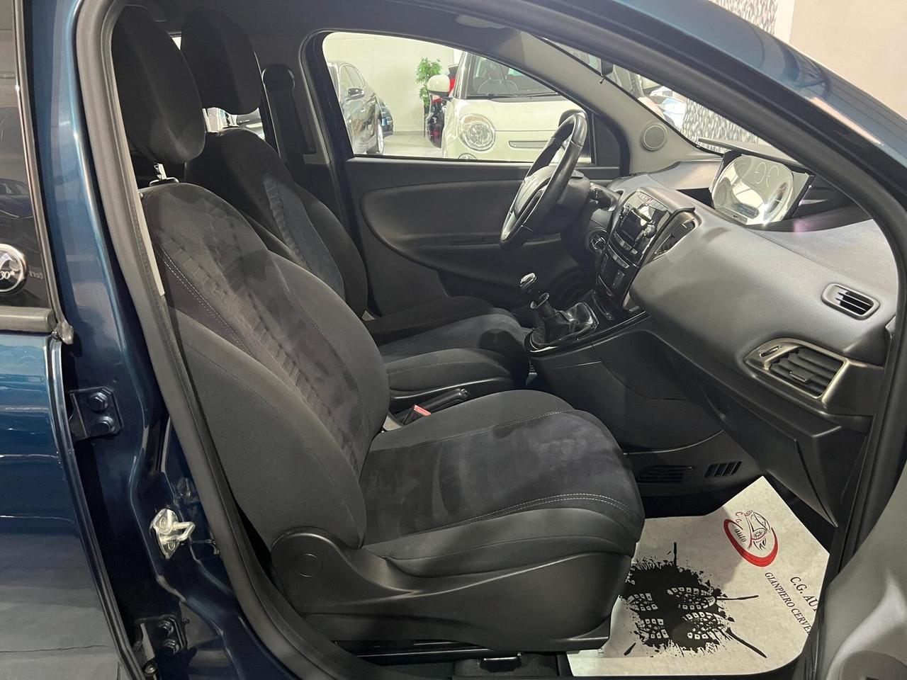 Lancia Ypsilon 1.2 69 CV - 30th Anniversary - 2015