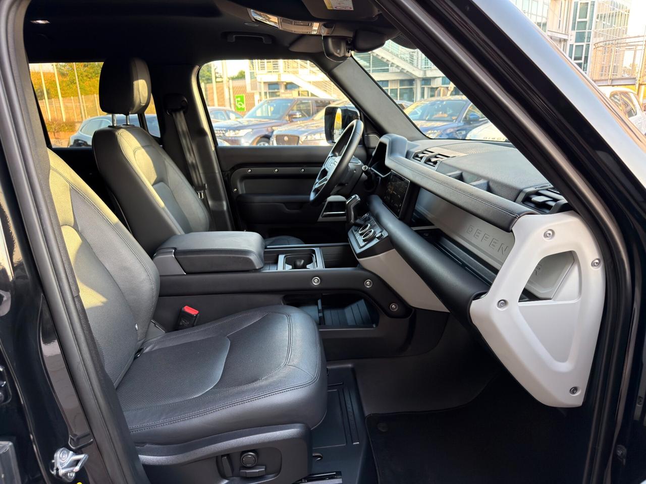 Land Rover Defender 110 3.0D I6 200 CV AWD SE N1 AUTOCARRO