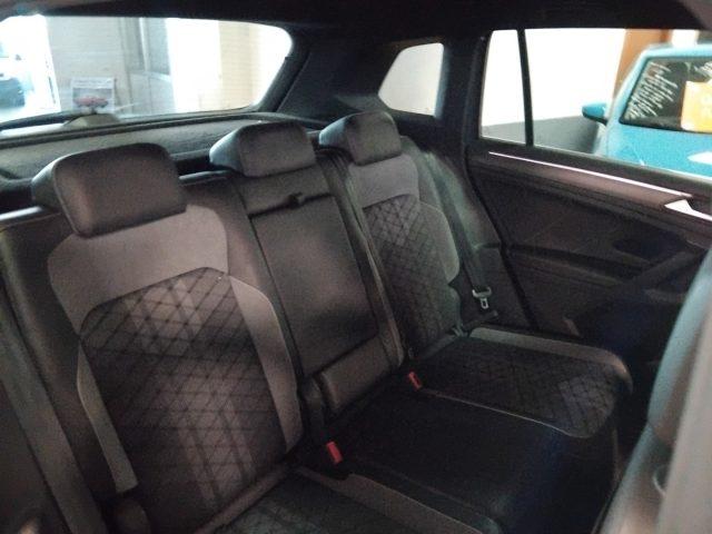 VOLKSWAGEN Tiguan 2.0 TDI 150 CV DSG R-Line 19"