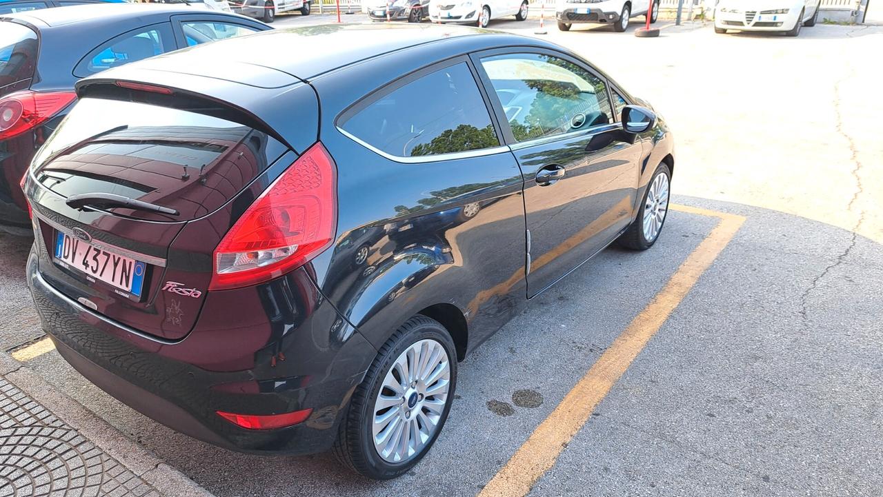 Ford Fiesta 1.2 82 CV 5 porte Titanium