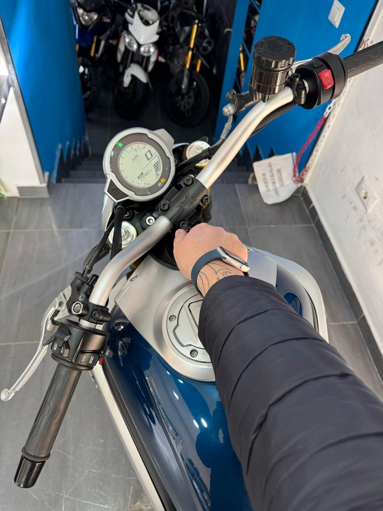 Cf moto Cl-700