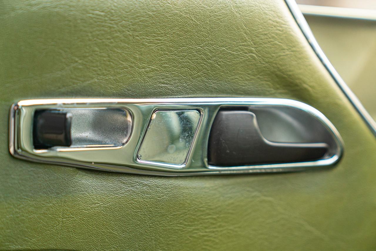 Mercedes-Benz SLC 500 - MER00322