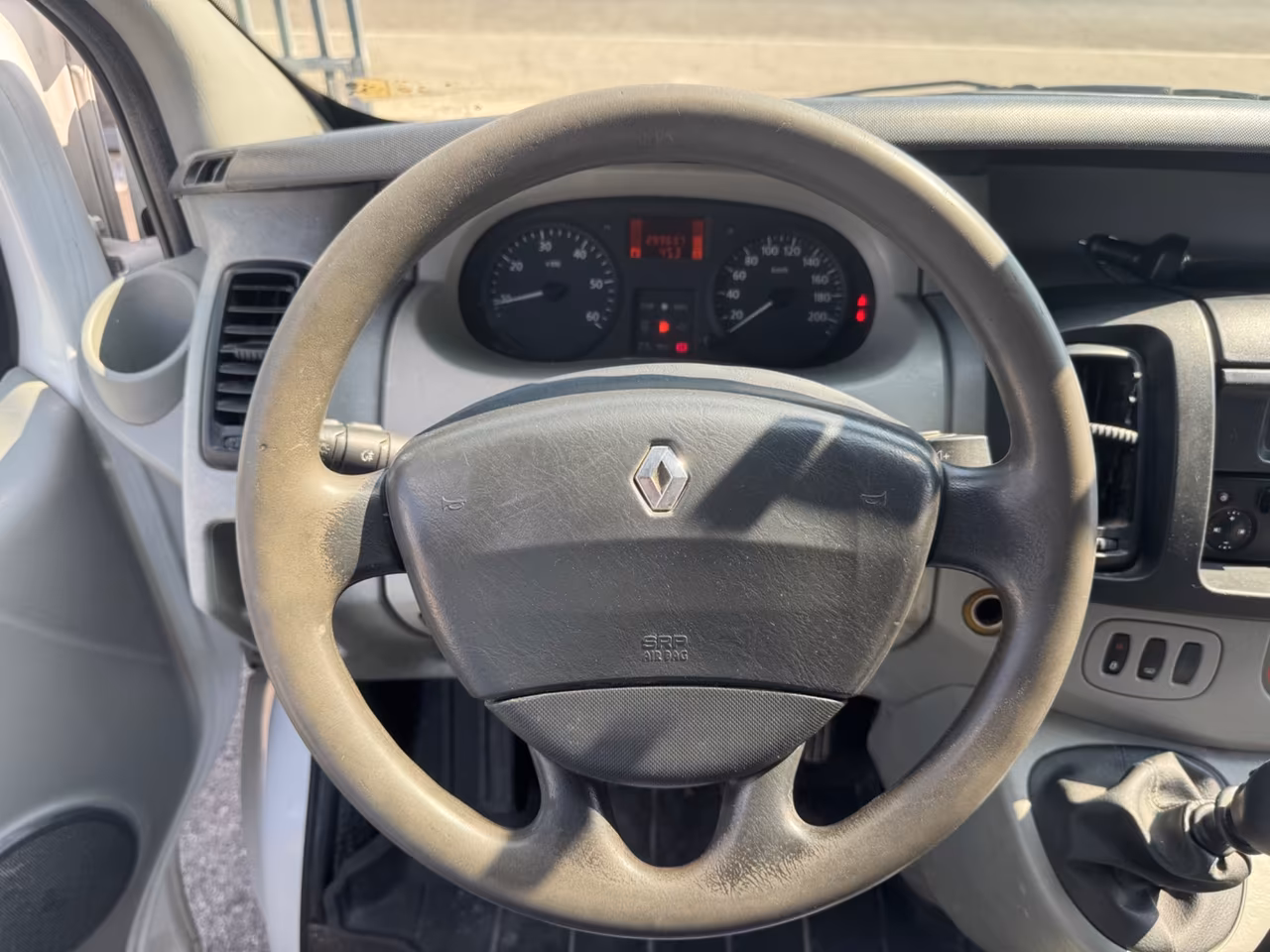 Renault Trafic T29 1.9 dCi/100PC-TN Furg.ICE