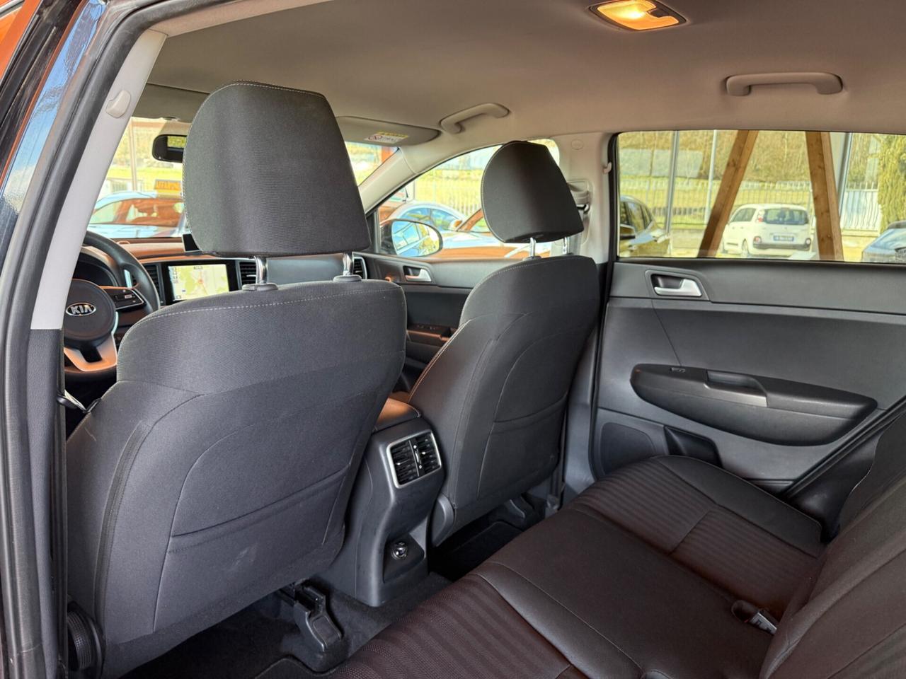 Kia Sportage 1.6 Diesel - Automatico - Neopatentati