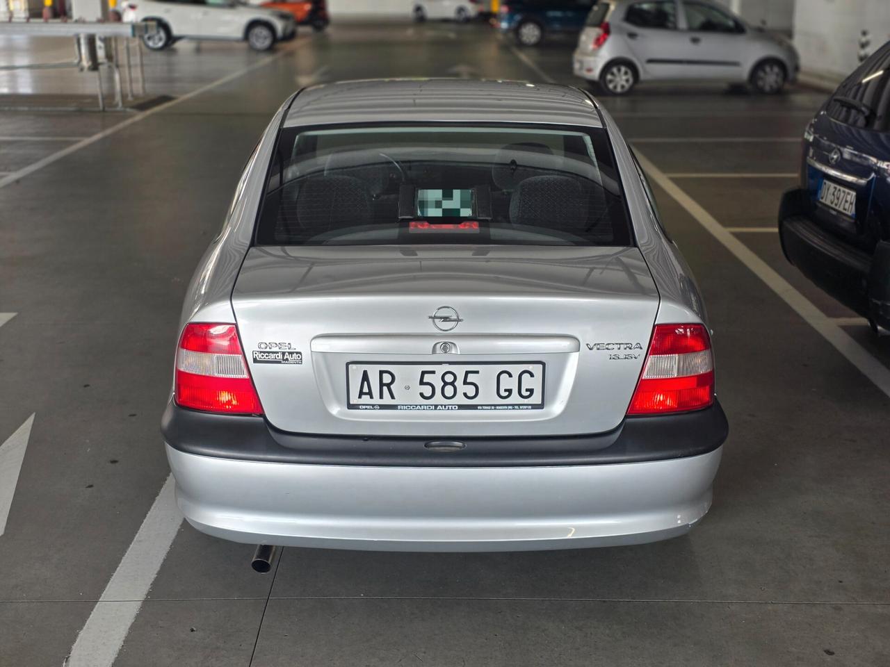 Opel Vectra 1.6cc 16V "CD"/101CV-74kW