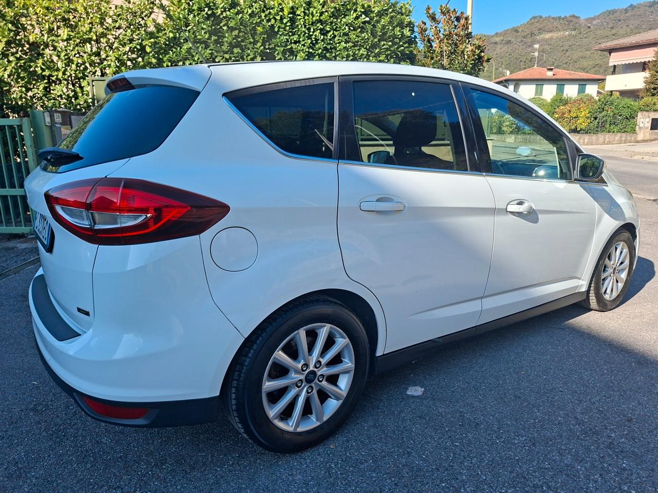 Ford C-Max 1.0 BENZINA / EURO 6B / DA NEOPATENTATI