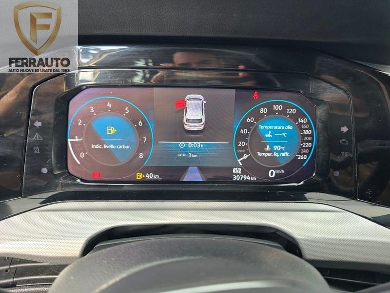 Volkswagen Golf 1.0 TSI EVO Life 90 CV PER NEOPATENTATI