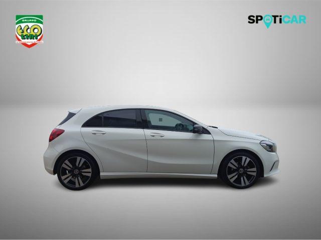 MERCEDES-BENZ A 180 d Sport- NIGHT PACK