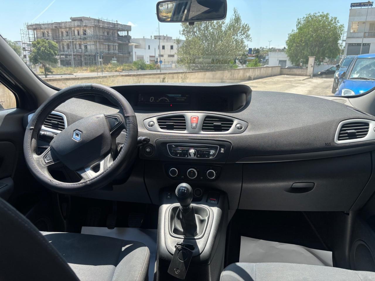 Renault Scenic Scénic X-Mod 1.5 dCi 105CV Confort