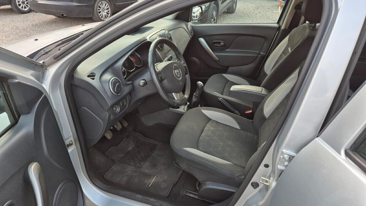 Dacia Sandero Stepway 1.5dCi 90CV Prestige-11/2014