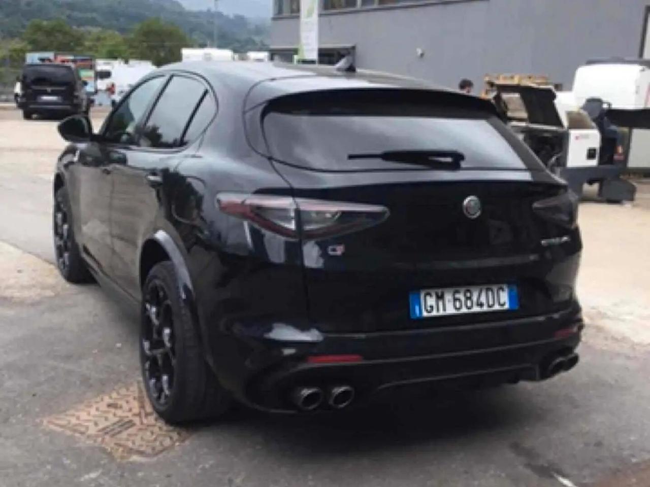 Alfa Romeo Stelvio 2.9 Bi-Turbo V6 510 CV AT8 Quadrifoglio