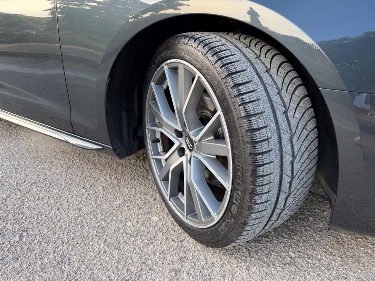 Audi A4 Avant 30 TDI/136 CV S tronic Business Advanced