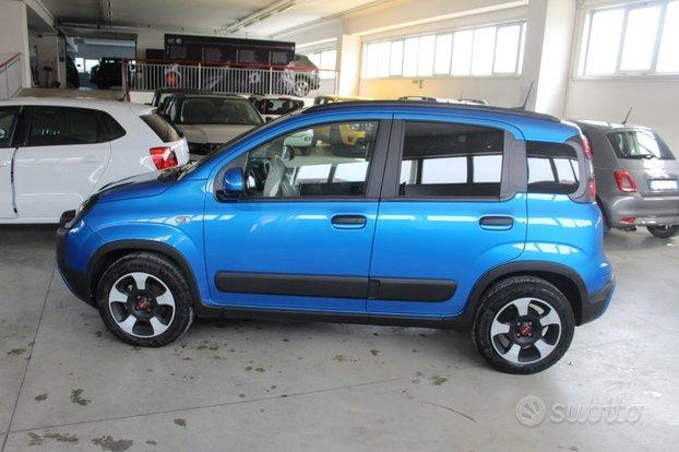 FIAT Panda 1.0 FireFly S&S Hybrid Cross