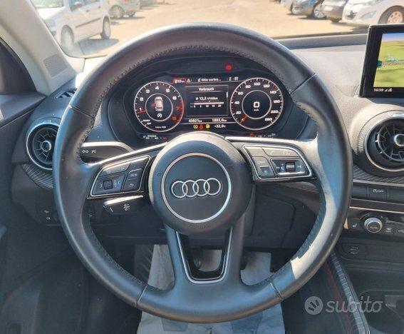 Audi Q2 S-LINE 150 cv