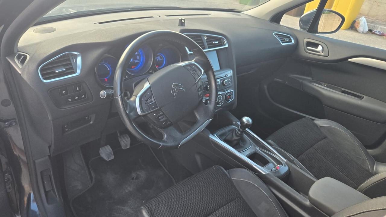 Citroen C4 BlueHDi 120 S&S EAT6 Feel