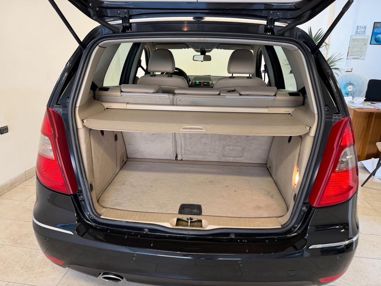 Mercedes-benz A 160 CDI AUTOMATICA Premium TAGLIANDATA NEOPATENTATI