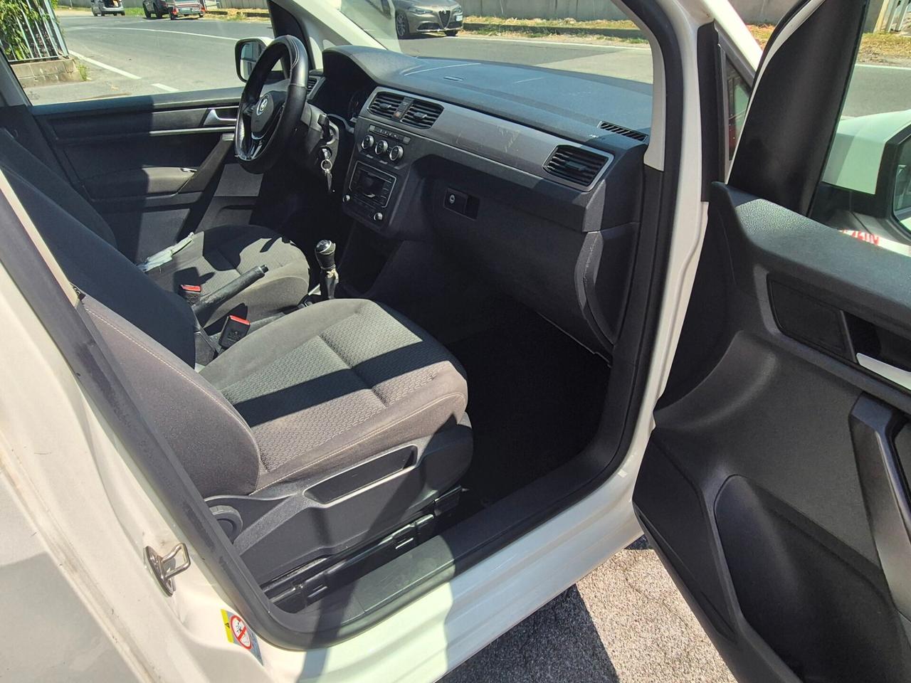 Volkswagen Caddy Pianale Ribassato 2.0 TDI TRASPORTO DISABILI