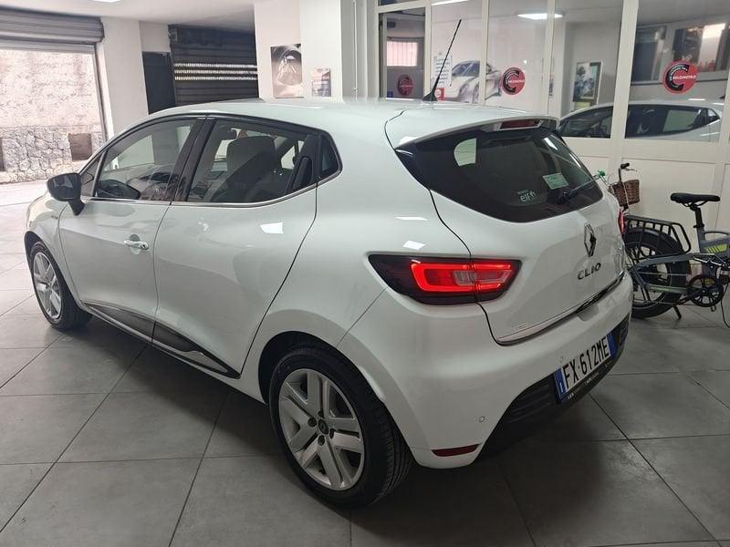 Renault Clio 1.5 DCI 90cv MOSCHINO INTENS