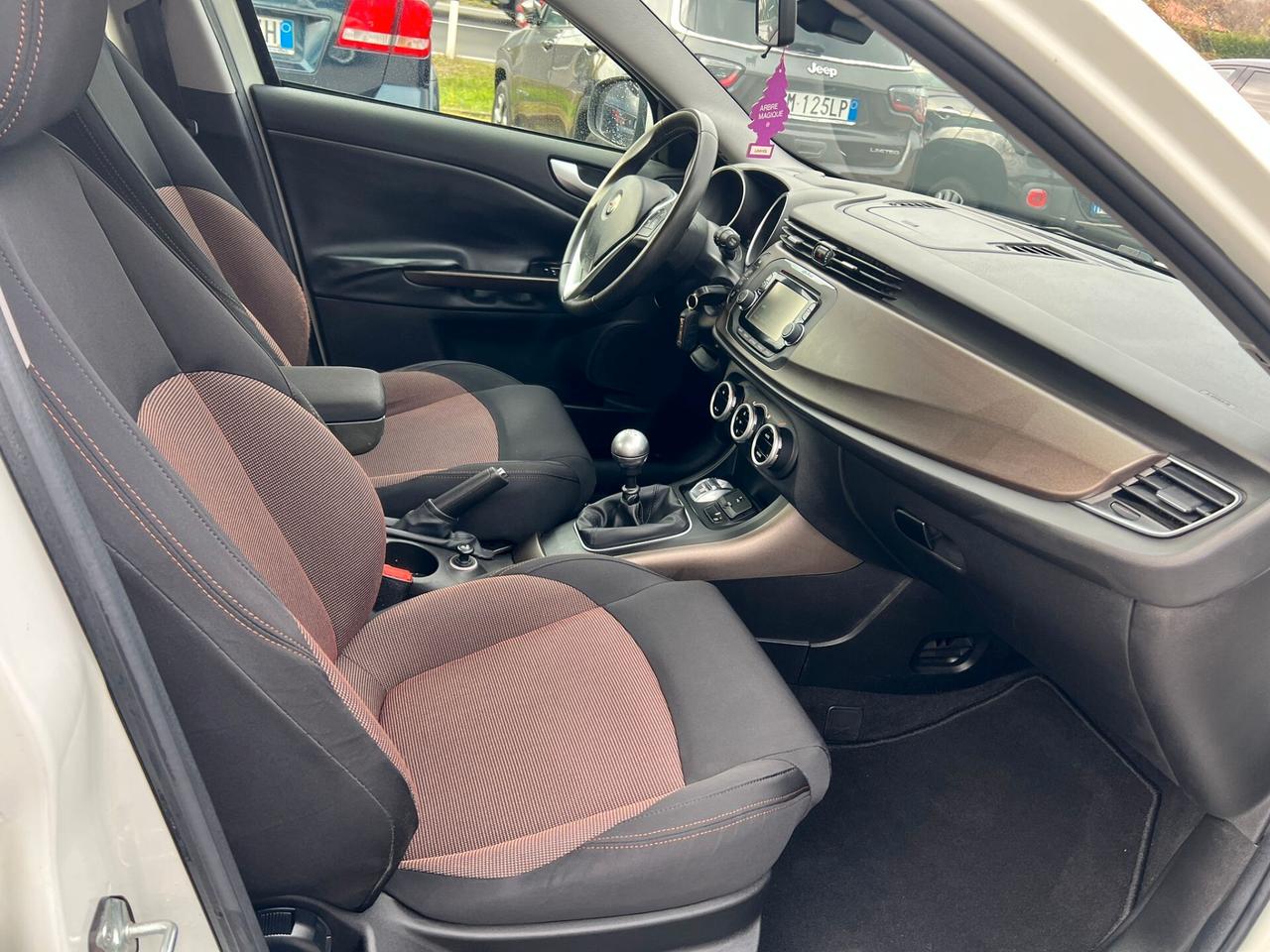 Alfa Romeo Giulietta 1.6 JTDm-2 105 CV Exclusive