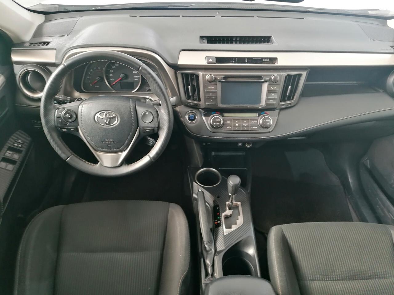 Toyota RAV 4 RAV4 2.0 D-4D 4WD Lounge White Ed.