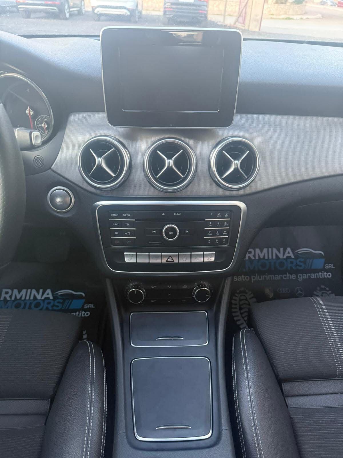 Mercedes-benz GLA 200CDI SPORT