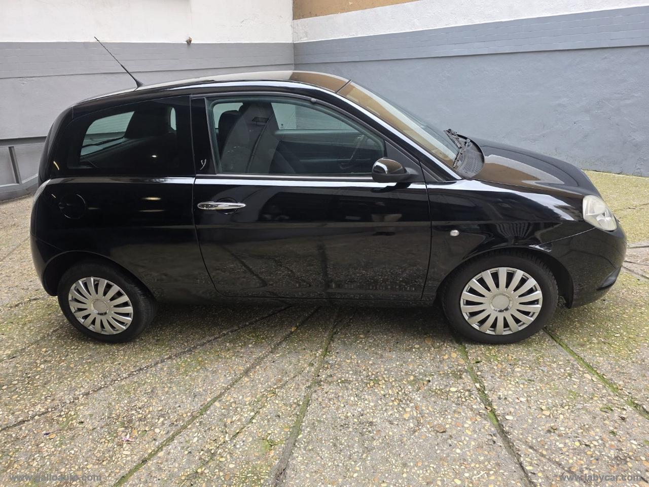 LANCIA Ypsilon 1.2 Platino