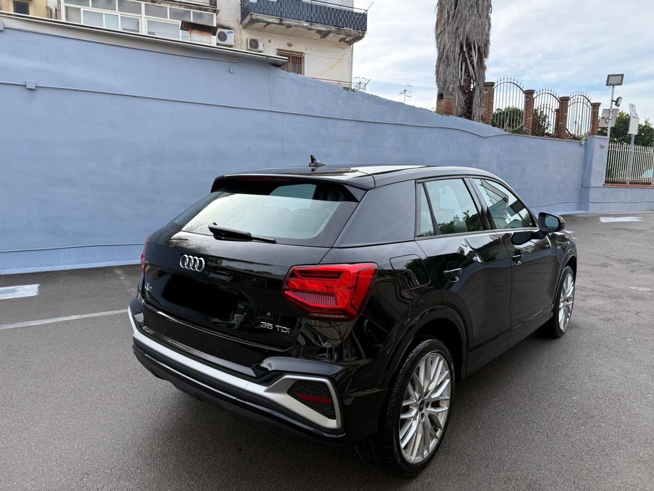 AUDI Q2 35 TDI S LINE - FULL LED - COCKPIT
