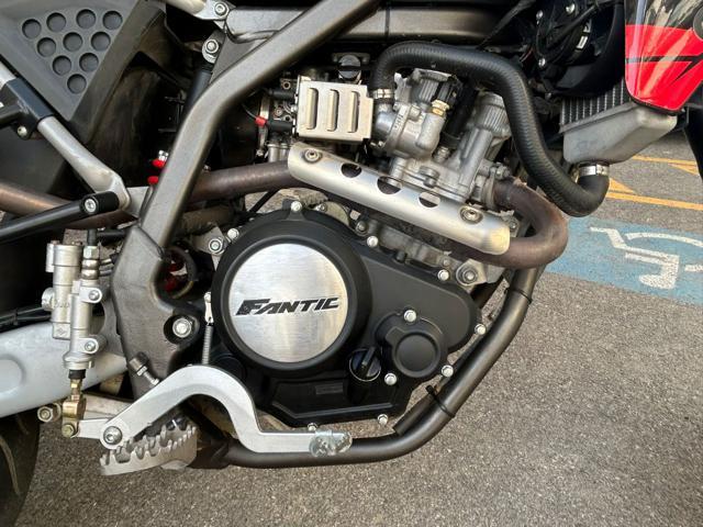 FANTIC MOTOR 125 Motard Casa Casa