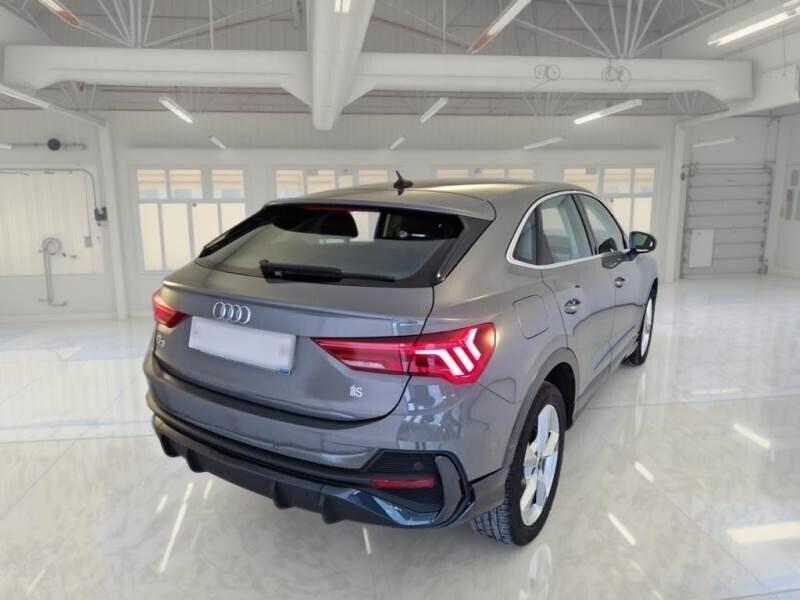 Audi Q3 SPB 45 TFSI e S tronic Business Plus PREZZO REALE