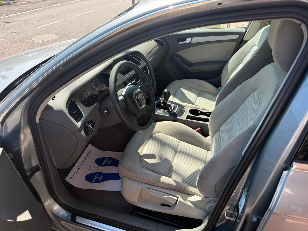 Audi A4 1.8 TFSI 120 CV Ambiente