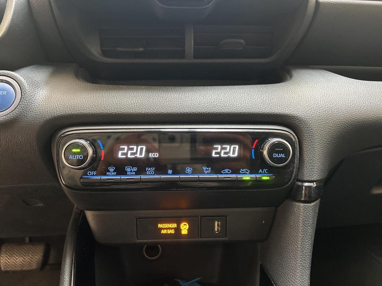 Toyota Yaris 1.5h Style