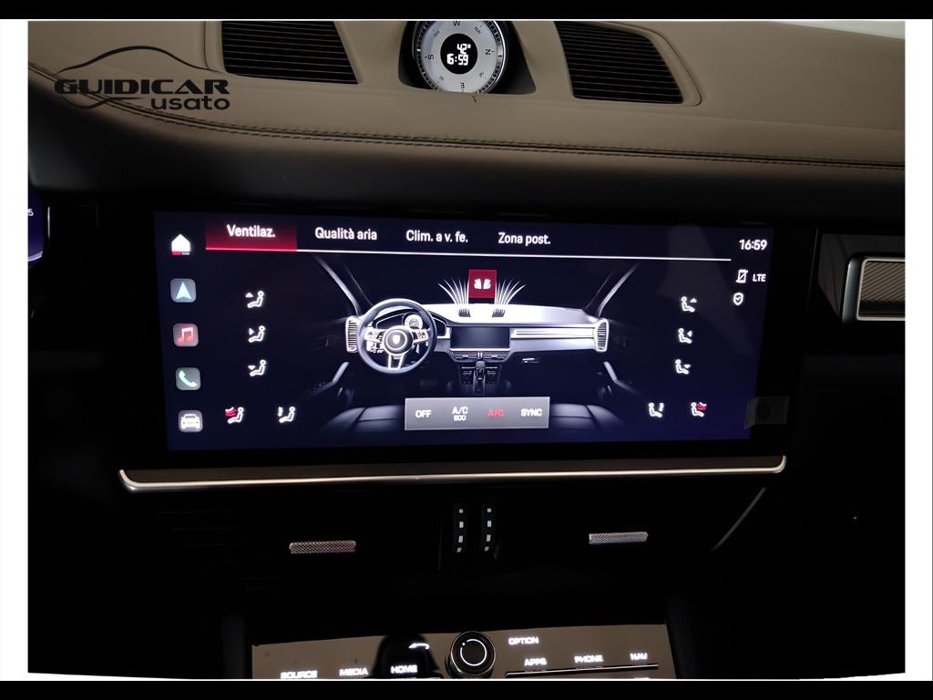 PORSCHE Cayenne Coupe 2019 - Cayenne Coupe 3.0 e-hybrid 5p.ti tiptronic
