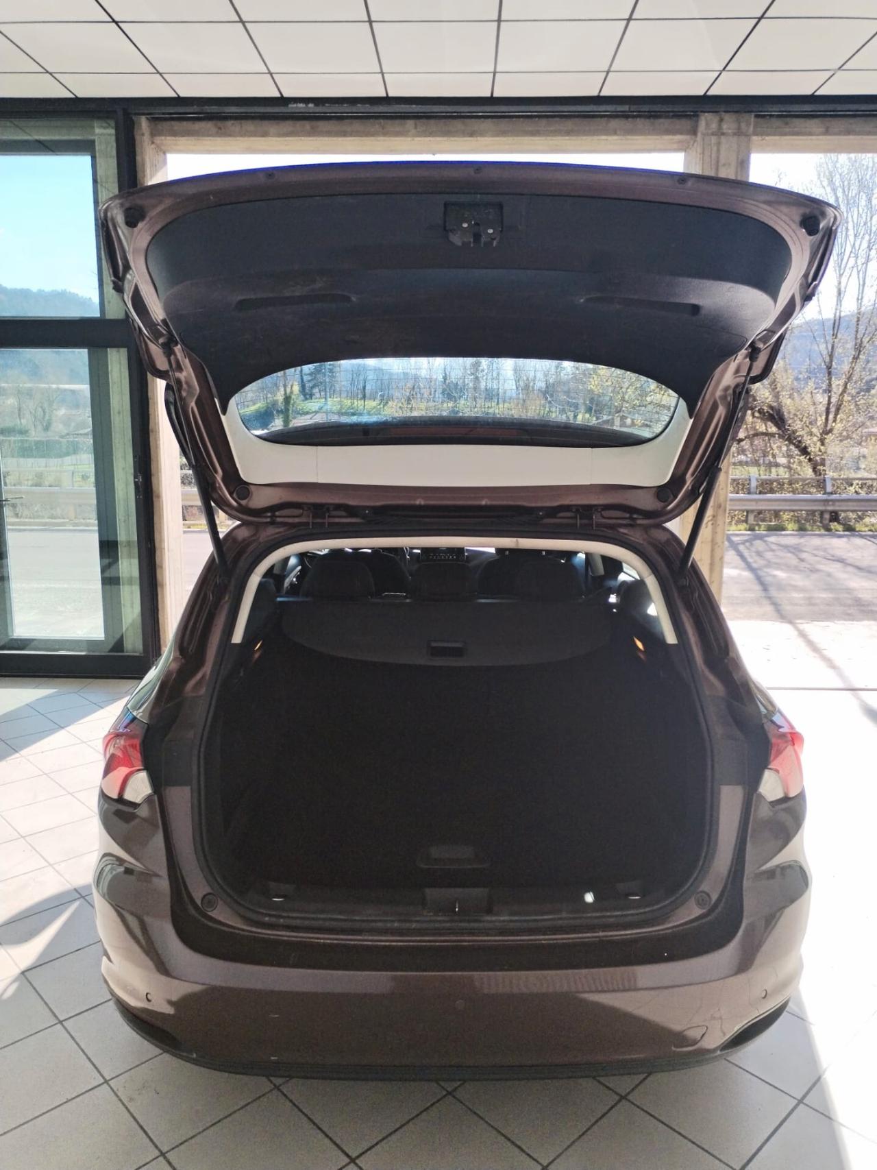 Fiat Tipo 1.6 Mjt S&S SW Lounge