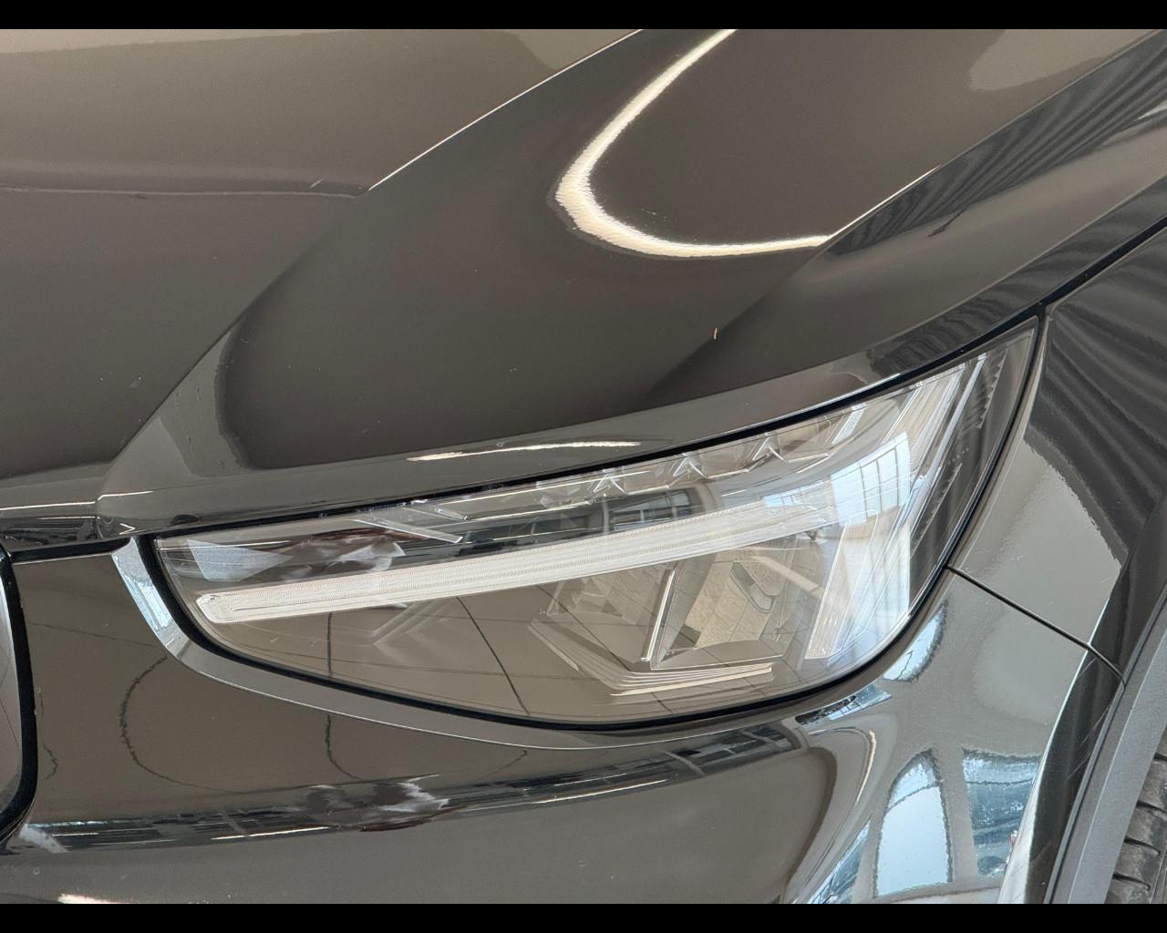 VOLVO XC40 (2017-->) - XC40 B3 automatico Ultra Black Edition
