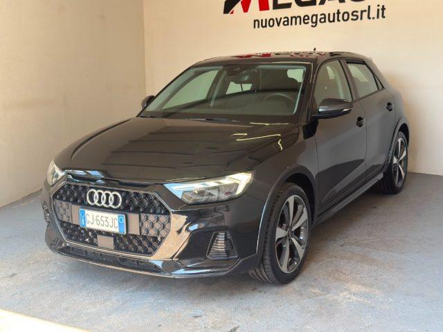AUDI A1 citycarver 30 TFSI Identity Contrast