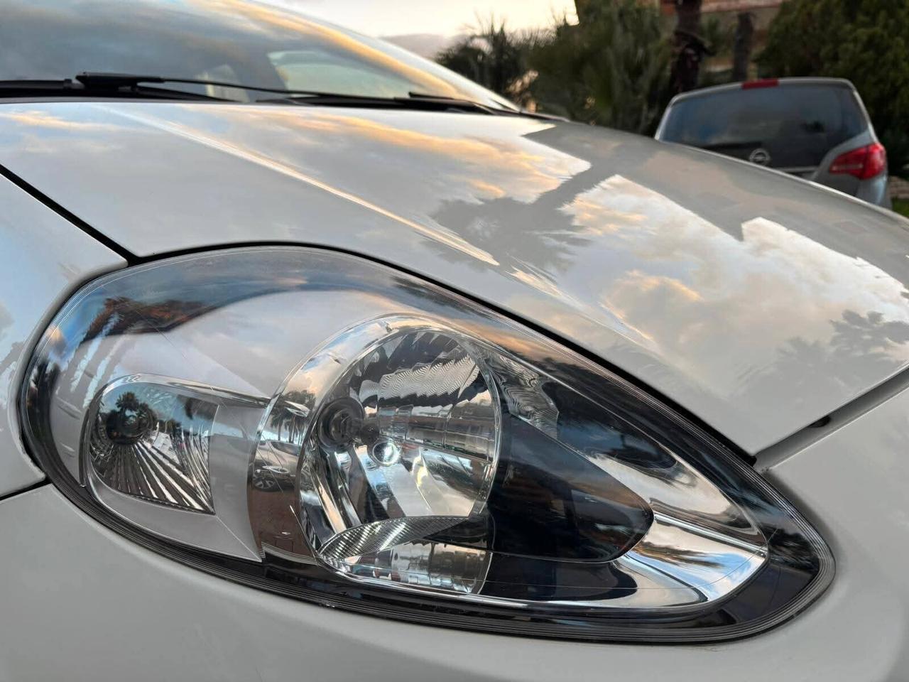 Fiat Punto 1.3 MJT II 75 CV 5 porte Street//