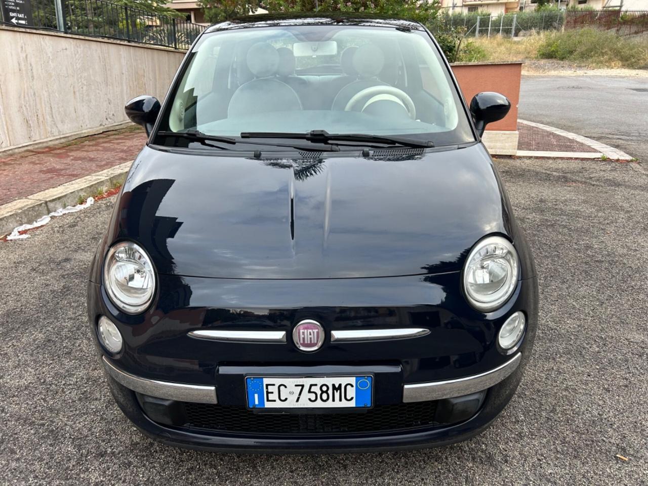 Fiat 500 1.2 Lounge ideale per neo patentati