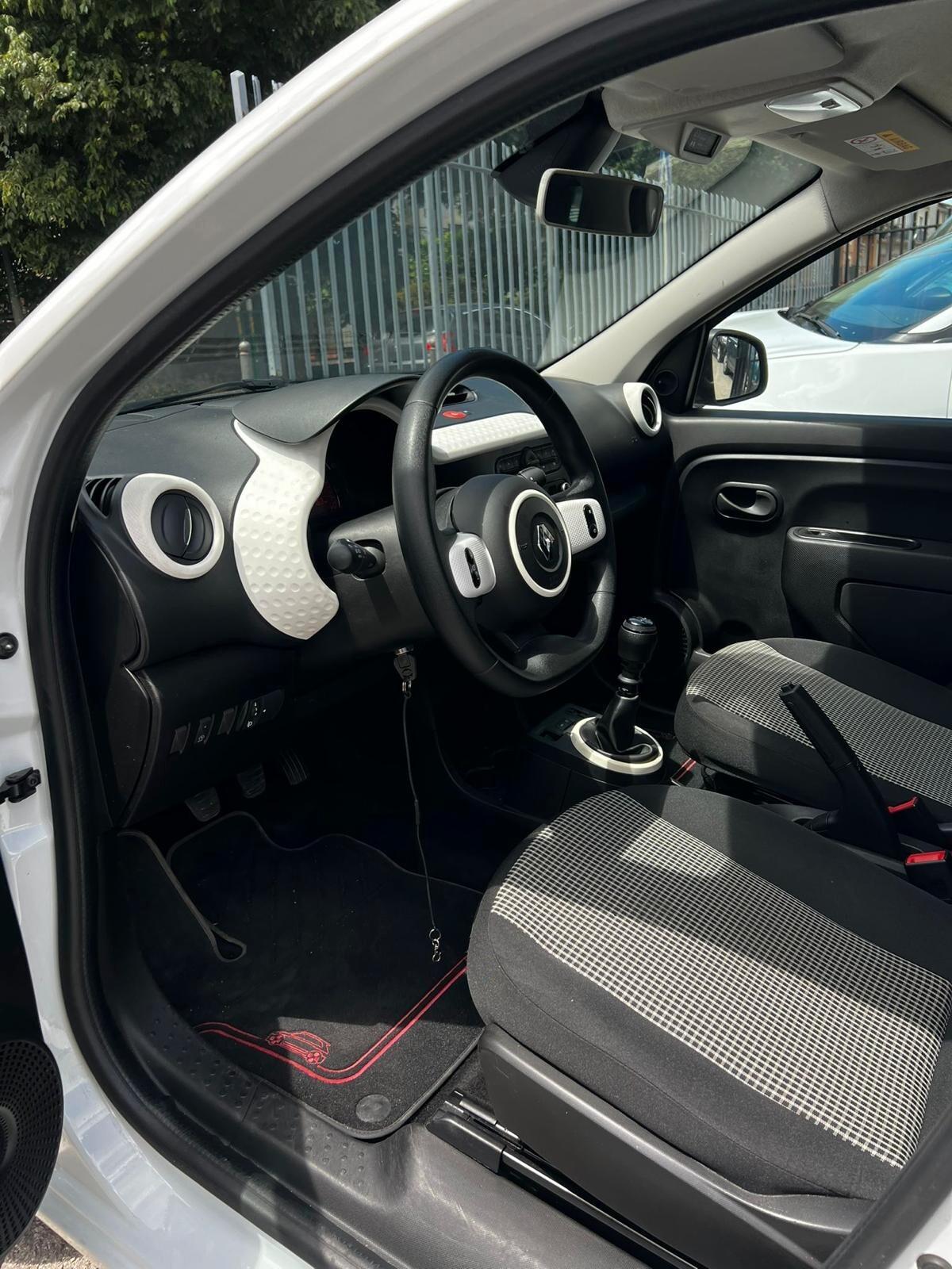Renault Twingo SCe URBAN NIGHT 65cv
