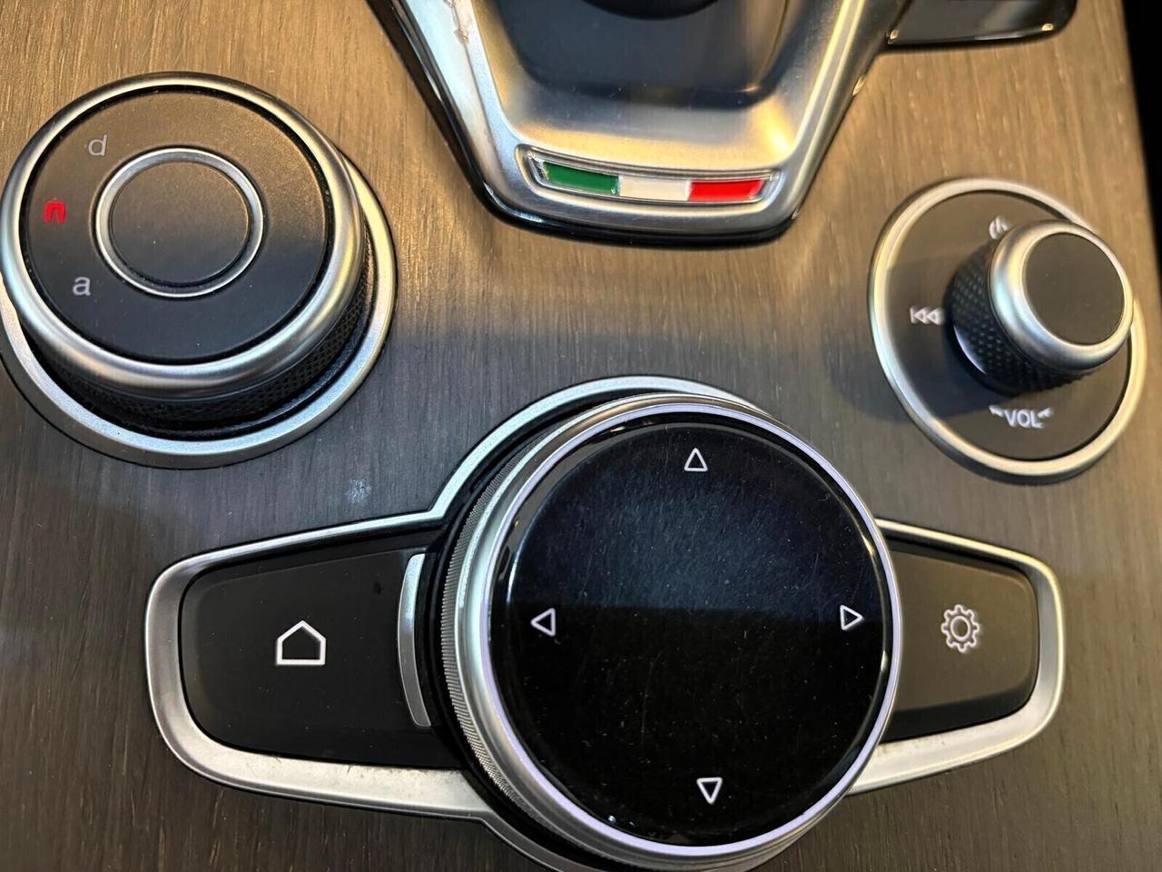 Alfa Romeo Stelvio Ti 2.2 Turbodiesel 210 CV AT8 Q4 SPOTICAR