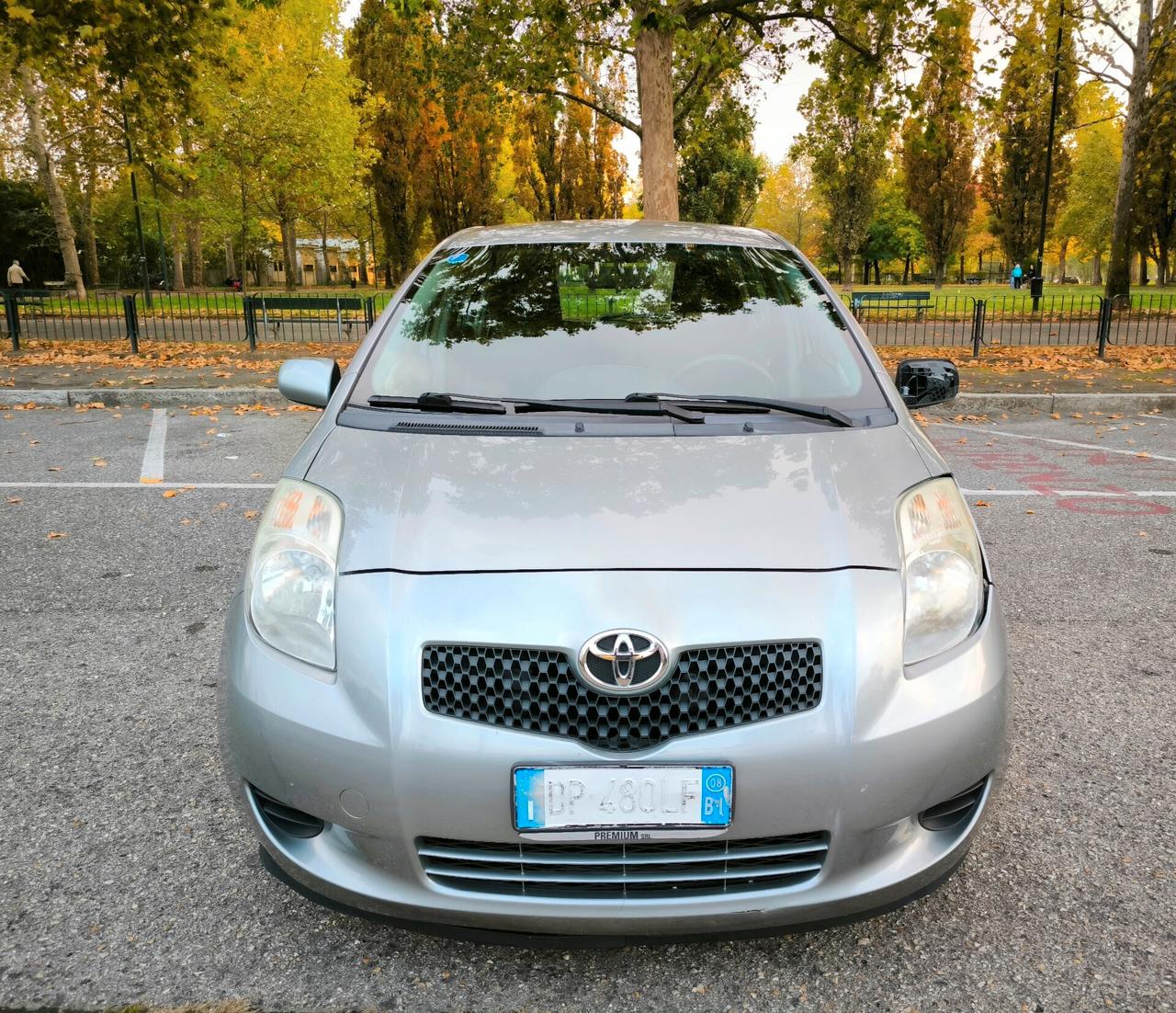Toyota Yaris 1.0 5 porte Sol NEOPATENTATI