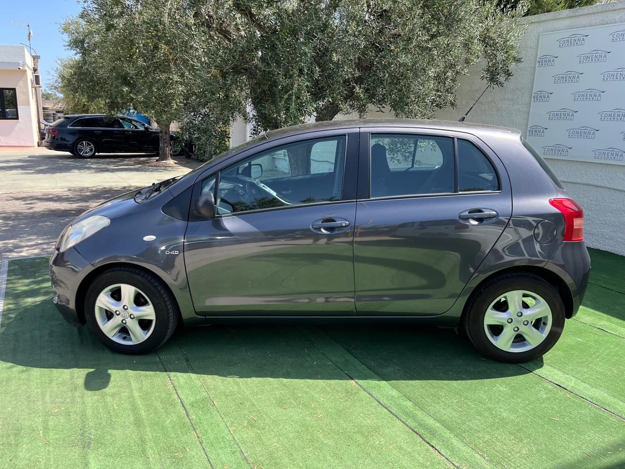 Toyota Yaris 1.4 D-4D 5 porte Navi