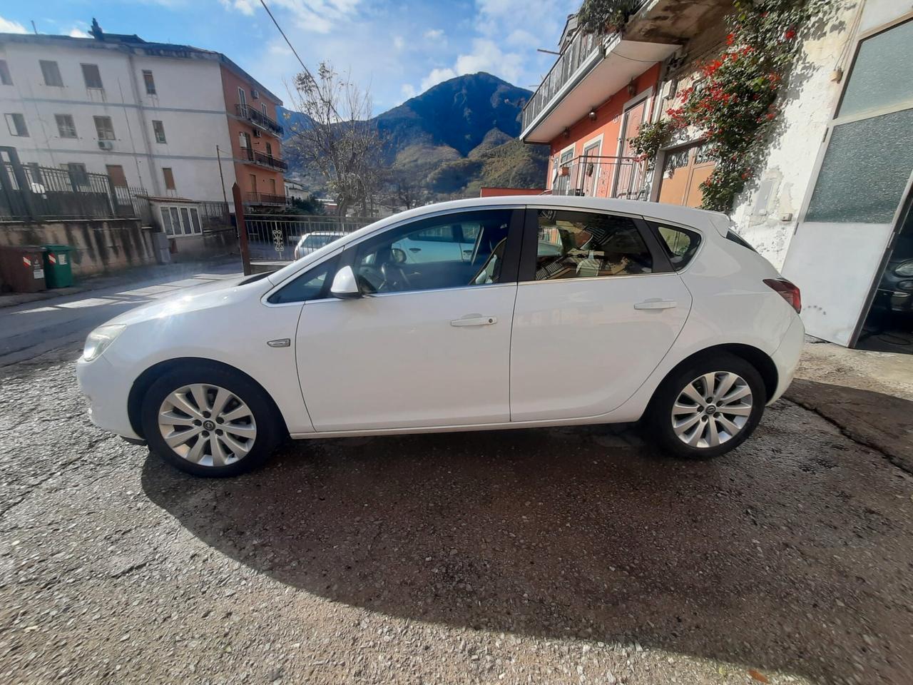 Opel Astra 1.7 CDTI 125CV 5 porte Cosmo