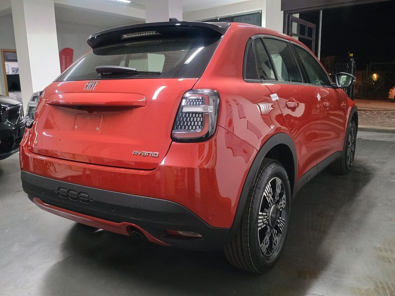 Fiat 600 Hybrid 110 CV DCT MHEV ICON SERIE SPECIALE